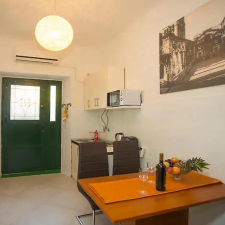 Zdravko Apartment